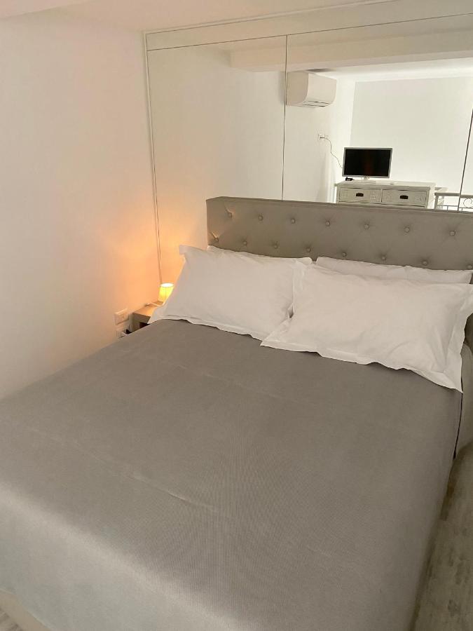 Hotel Palazzo Frami à Acireale Extérieur photo