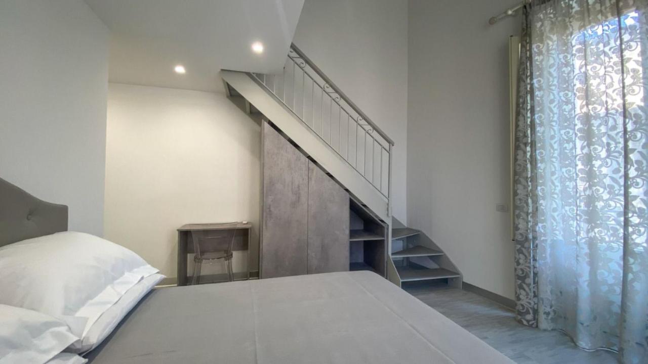 Hotel Palazzo Frami à Acireale Extérieur photo